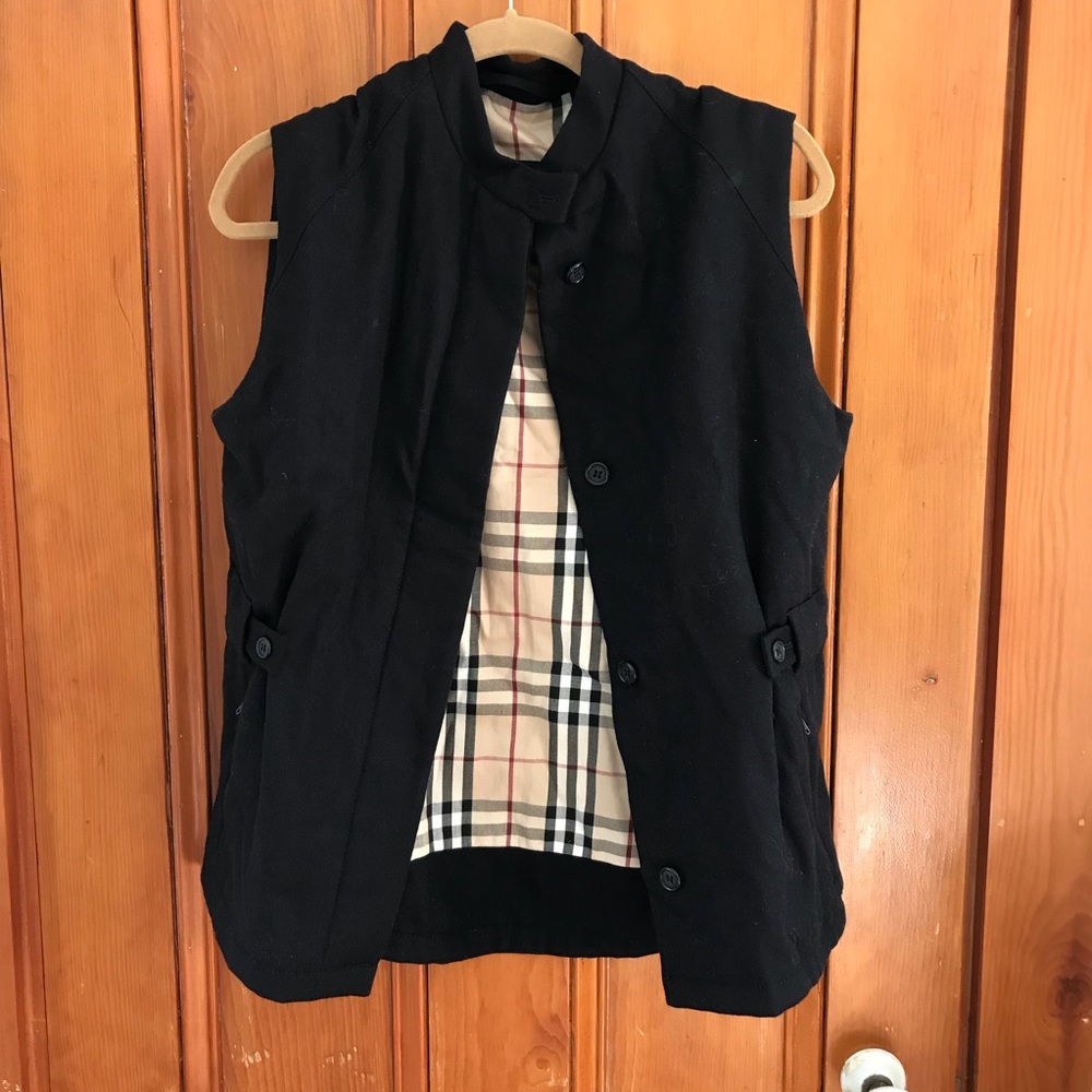 Burberry vest